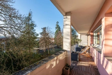 For Sale Garches (92) - 110m² renovated - 3 bedrooms - Balcony 