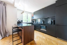 Saint-Cloud - Quartier Val d’Or - 71m² rénové - 3 chambres - Balcon - Gare 4mn