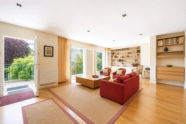 Rueil-Malmaison – Belles Rives – Maison familiale 161 m² – 3 chambres – Garage – RER A à pied