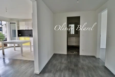 A vendre Le Plessis Robinson - 69m² rénové - 2 chambres - Balcon - Box - Gare 10mn