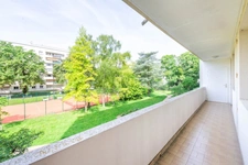 Saint-Cloud - Quartier Val d’Or - 71m² rénové - 3 chambres - Balcon - Gare 4mn