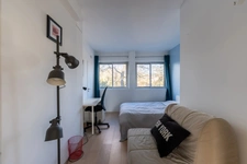 For Sale Garches (92) - 110m² renovated - 3 bedrooms - Balcony 
