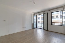 SAINT CLOUD 3-room apartment