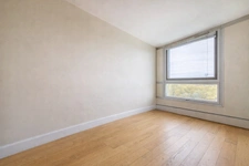 PUTEAUX, Seine riverfront, 5 rooms, 139 m² 