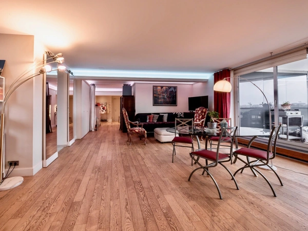 PUTEAUX Front de Seine, 5 pièces, 140m² 