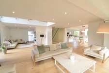 Villa d’architecte de 285 m² sur parc paysager de 2900 m²