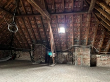 Ancienne ferme au carré de caractère – 205 m² habitables avec dependance et terrain