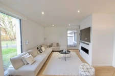 Villa d’architecte de 285 m² sur parc paysager de 2900 m²