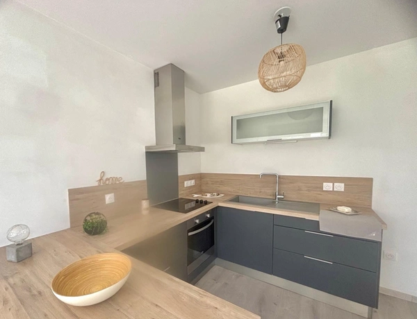 Appartement 2 pièces 41m2 avec terrasse et place de stationnement PMR BAISIEUX (59)