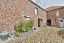 ferme au carré  205 m² avec dependance et terrain