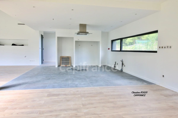 BOURGHELLES (59) Maison contemporaine à vendre 8 pièces 