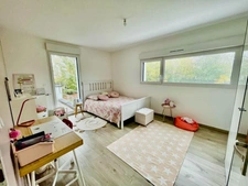 Villa d’architecte de 285 m² sur parc paysager de 2900 m²