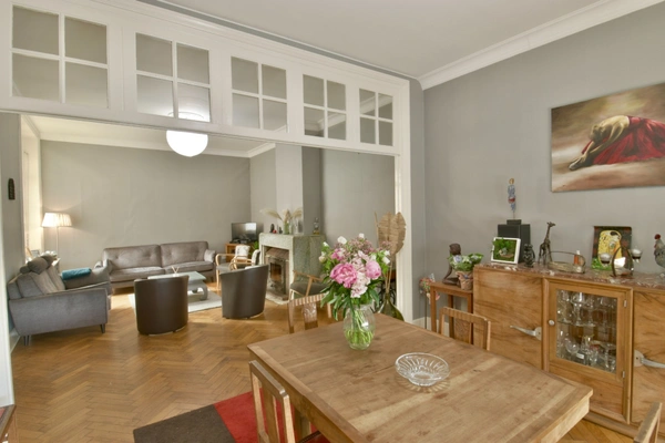 Ancienne ferme au carré de caractère – 205 m² habitables avec dependance et terrain