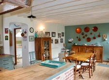 FERME AU CARRE DE CARACTERE AVEC HABITATION ET REVENUS LOCATIFS