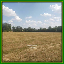 Building plot for sale of 3000 m2 in SEMUR EN AUXOIS (21)