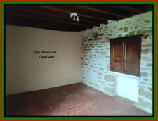 PROPERTY FOR SALE COMPRISING A HOUSE, A BARN, AND A LARGE PLOT OF LAND