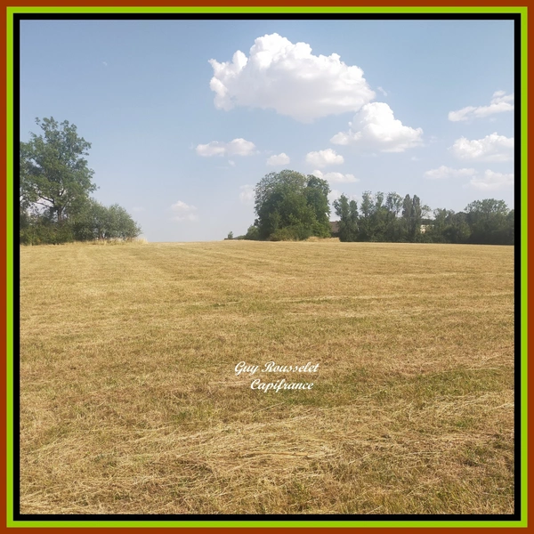 Terrain bâtissable à vendre de 16 810 m2  SEMUR EN AUXOIS (21)