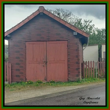 For sale Garage and storage space "89390 CRY SUR ARMANCON"