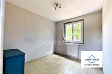 Maison de plain-pied, fonctionnelle, 5 chambres