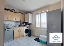 A LOUER – GEMEAUX – MAISON 3 PIÈCES DE 66 M² AVEC GARAGE ET JARDIN