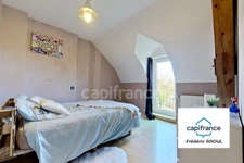In Gerland, between Dijon and Beaune – A property with character