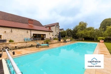 Property Is sur Tille 