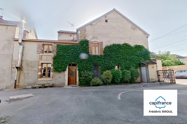 Maison familiale avec jardin et dépendances – Is-sur-Tille, proche centre-ville