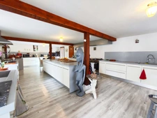 Maison de caractère – 319 m² – 10 chambres – Villaines-en-Duesmois (Côte-d’Or)