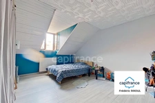 Courlon – Maison familiale 188 m² – 4 chambres – Terrain arboré 1 400 m² – Pompe à chaleur