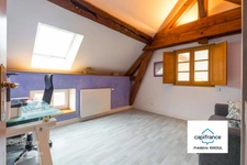 Property Is sur Tille 