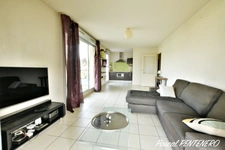 T2 47 m² – Grande terrasse 22 m² + balcon – Parking + garage – Résidence avec piscine – Vourles