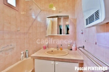 Maison d’Habitation avec Entrepôt à Villeurbanne, Quartier Les Brosses