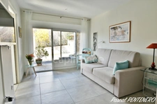 Architect-designed property with commanding views – A unique lifestyle in the hills above Gap