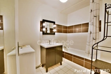Charmant T2 meublé + jardin privatif 37 m² – lumineux – calme – parking