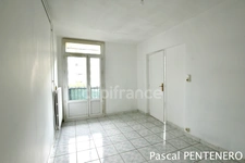 A vendre Appartement T4 Traversant à Vénissieux, Quartier Gabriel Péri