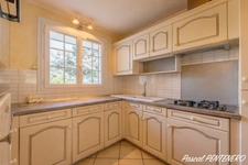 🏡 Maison 3 chambres + véranda + jardin arboré 🌿 – Tram T3 à pied – Meyzieu Gare
