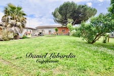 SINGLE-STOREY HOUSE - 3 BEDROOMS - Garage - Garden 