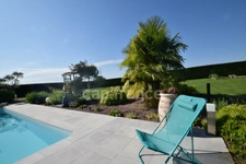Architect-designed villa with 3 bedrooms - swimming pool - jacuzzi - outbuildings - near MARMANDE (47)