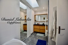 VILLA WITH POOL - 3 bedrooms - Double garage entrance.