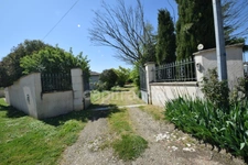 Stone house with 5 bedrooms - swimming pool - garage - drying room in MARMANDE (47)
