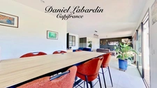 VILLA WITH POOL - 3 bedrooms - Double garage entrance.