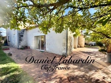 Maison en pierre avec 5 chambres - piscine - garage - séchoir à MARMANDE (47)