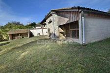 Corps de ferme surface habitable 300m2 - 6 chambres - dépendances 