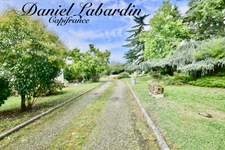 Stone house with 5 bedrooms - swimming pool - garage - drying room in MARMANDE (47)