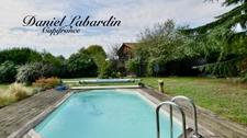 Stone house with 5 bedrooms - swimming pool - garage - drying room in MARMANDE (47)