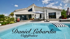 Architect-designed villa with 3 bedrooms - swimming pool - jacuzzi - outbuildings - near MARMANDE (47)