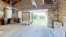 Stone house with 5 bedrooms - swimming pool - garage - drying room in MARMANDE (47)