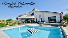 Architect-designed villa with 3 bedrooms - swimming pool - jacuzzi - outbuildings - near MARMANDE (47)