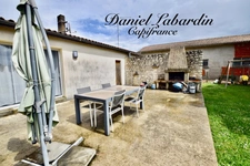 SINGLE-STOREY HOUSE - 3 BEDROOMS - Garage - Garden 