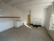 Immeuble à vendre LAMOTHE LANDERRON (33)